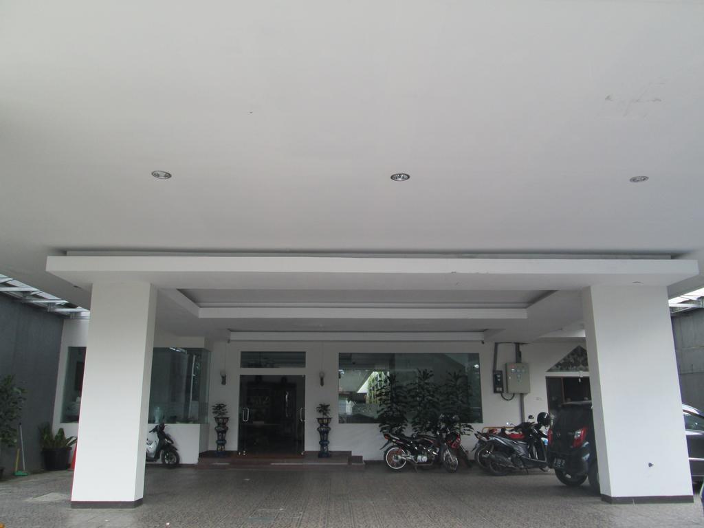 Emia Hotel Bandung Kültér fotó